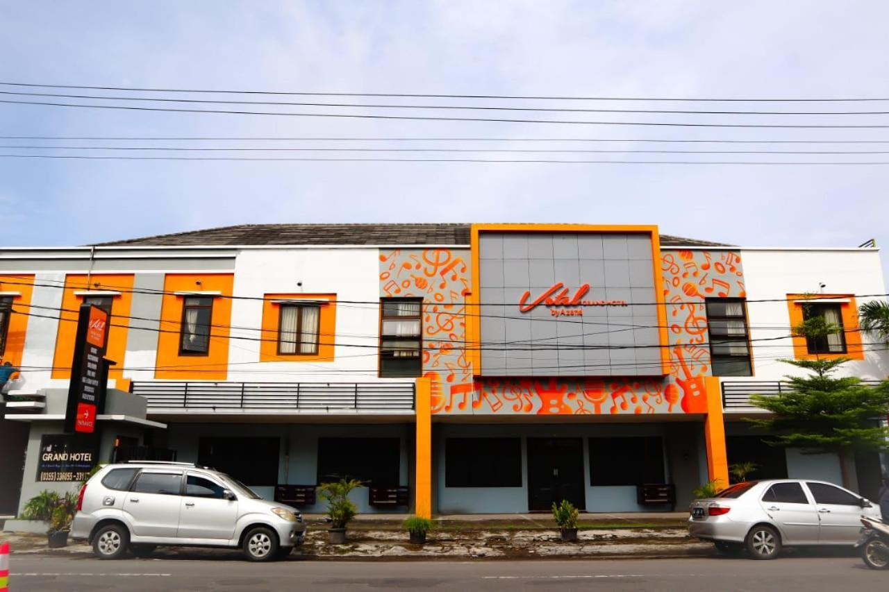 Votel Hotel Tulungagung Exterior photo